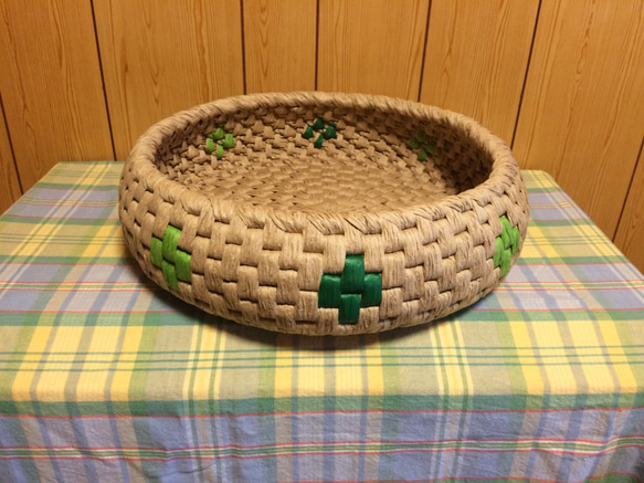にゃんこのベッド　みどり＆きみどり  受注製作品 1枚目の画像