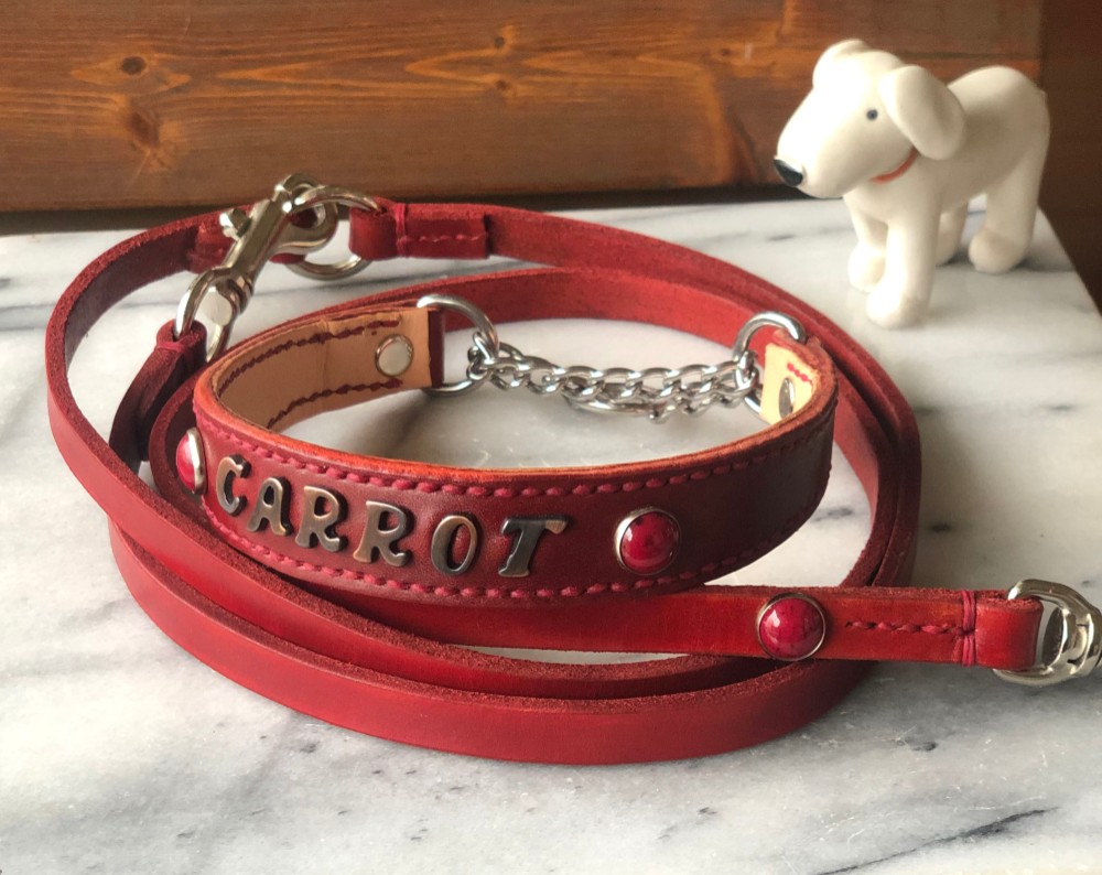 ハーフチョーク 革 首輪 真紅&赤い石