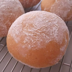【豆乳パン】自家製粒あんパン 2枚目の画像