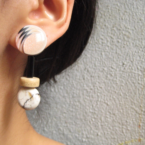 orsa ピアス　アクセサリー 天然石の輝きを身に着ける。「accessories ORSA」の