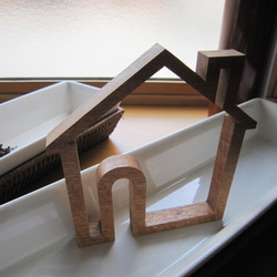 家のオブジェ Miniature House ラワン材 3枚目の画像