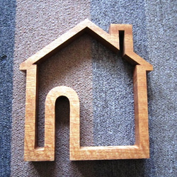 家のオブジェ Miniature House ラワン材 4枚目の画像