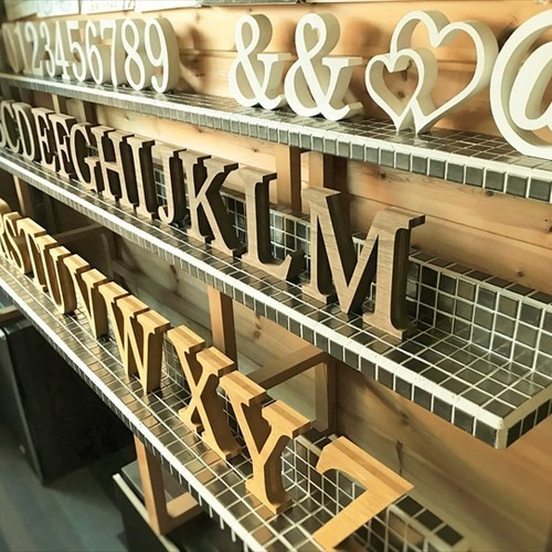 自立型】アルファベットオブジェ 高さ14.5cm×幅×厚み2.7cm 大きい 切り