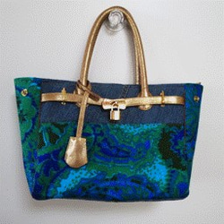 ブルーグリーンーサイケ～錠前ベルト付きバッグ ～ 3枚目の画像
