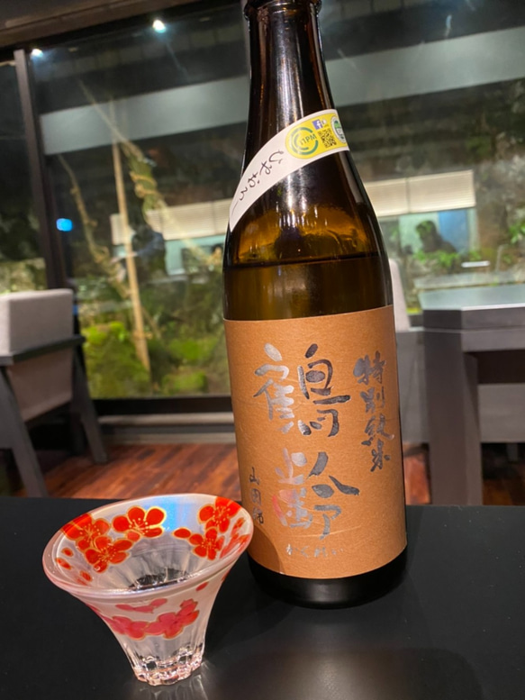 縁起物【紅梅白梅　白梅×富士山】おちょこ・日本酒グラス｜両親贈呈品・還暦祝い・退職祝い・米寿・傘祝・誕生日プレゼント 10枚目の画像