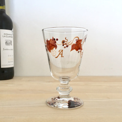 秋ブドウ　イニシャルワイングラス 2枚目の画像