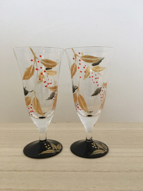 縁起物花言葉「良い家庭」南天の冷酒日本酒グラス１個｜両親贈呈品・結婚祝い・退職祝い・新居祝い・結婚記念日ギフト 6枚目の画像