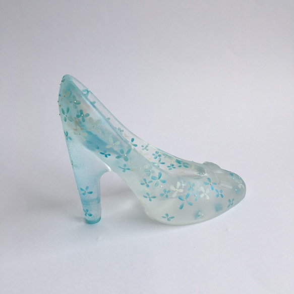 《人気No.1ガラスの靴リングピロー》 青い花冠【結婚祝いプレゼント】 6枚目の画像