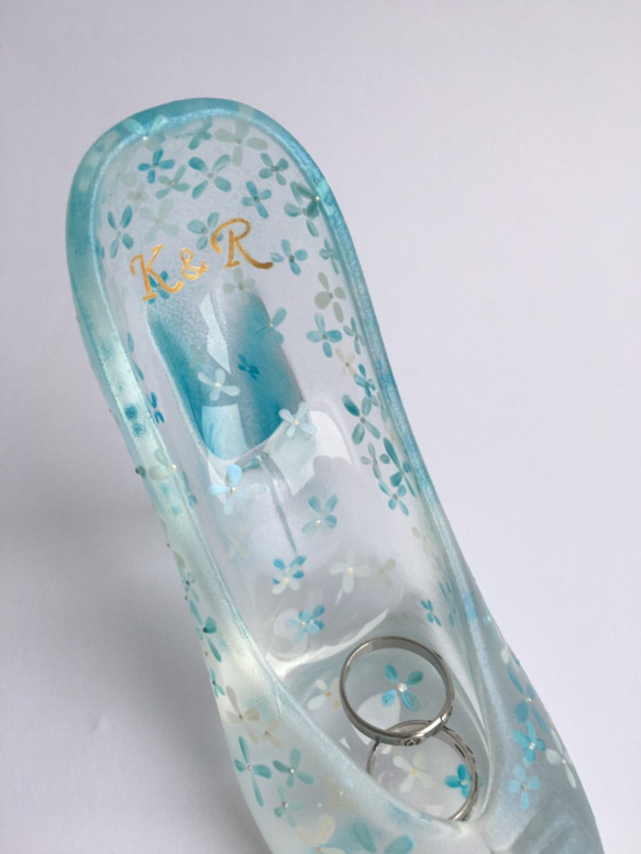 《人気No.1ガラスの靴リングピロー》 青い花冠【結婚祝いプレゼント】 7枚目の画像