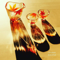 [秋季] 秋葉耐熱玻璃清酒瓶和一對清酒杯 | 第1張的照片