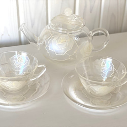 【母親節禮物】盛開的茶杯【白玫瑰】1個帶有玫瑰名字的茶杯和茶托 第3張的照片