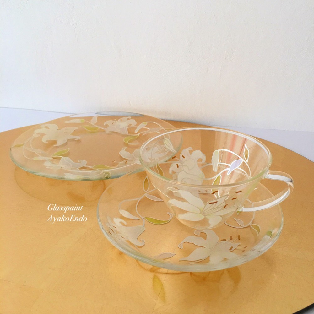 Creema限定【カサブランカ】ガラスのティーセット（カップソーサー1つ&プレート1つ）