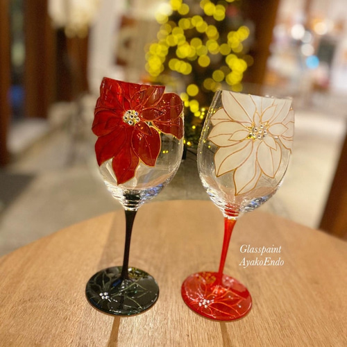 Creema限定】人気のポインセチアの赤花マットな色味 ペアワイングラス