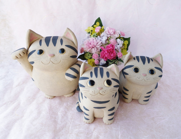 【ラッピング無料】猫に預貯金（招き猫・貯金箱・花器・置物） 6枚目の画像