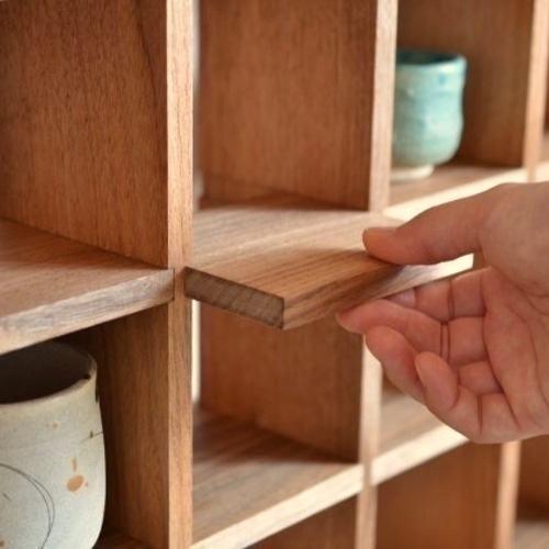 胡桃の木の棚40 棚・シェルフ・ラック トリックフォアトリート 通販