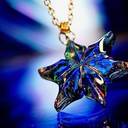 受注制作】 白夜に咲く雪の花 ネックレス・ペンダント ラフォルム