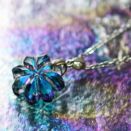 グロッセ シュテルン・ブルーメ クリスタルネックレス&イヤリング 星の花 シュテルンブルーメ クリスタルネックレス