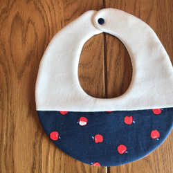 tokidoki*॰ॱapple cotton bib 1枚目の画像