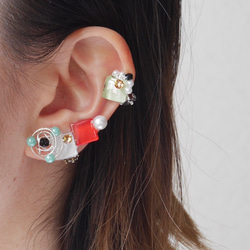 キャンディearcuff／turquoise×white×red／痛くないイヤリング　送料無料　ケース付 3枚目の画像