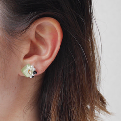 キャンディearcuff／turquoise×white×red／痛くないイヤリング　送料無料　ケース付 5枚目の画像