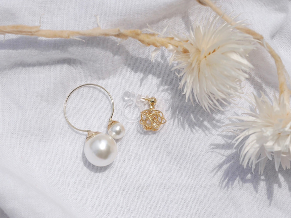 2way ring&earcuff、mayu イヤリング／ゴールド／送料無料 ケース付き／パールリング 小粒イヤリング 2枚目の画像