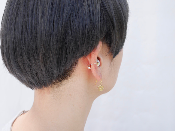 2way ring&earcuff、mayu イヤリング／ゴールド／送料無料 ケース付き／パールリング 小粒イヤリング 6枚目の画像