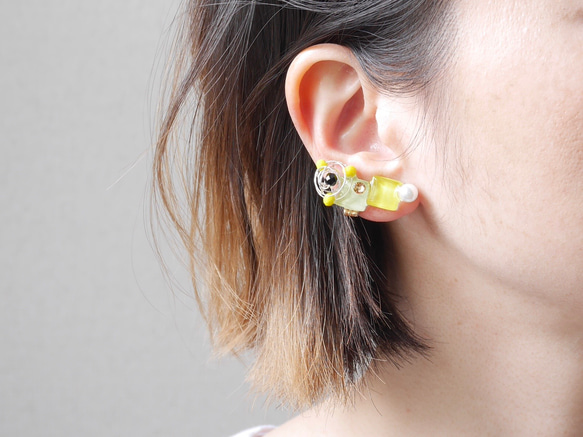 キャンディearcuff／yellow×lightgreen／痛くないイヤリング　レモンカラー 4枚目の画像