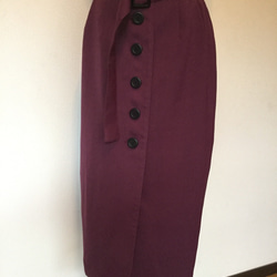(値引き商品)   ワインレッドのペンシルライン、ロングタイトスカート 4枚目の画像