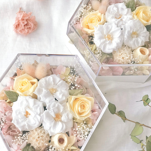 【値下げ中】プリザーブドフラワーアレンジメント 2点セット プリザーブドフラワーアレンジメント 〜Carino〜 クリアケース