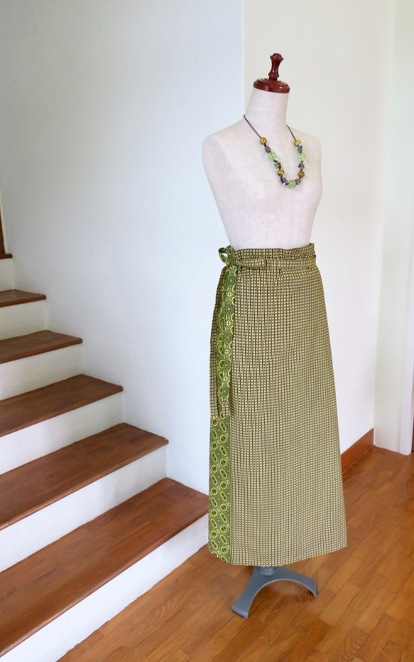 免費送貨，綠色裹身裙（印尼布），新加坡 第1張的照片