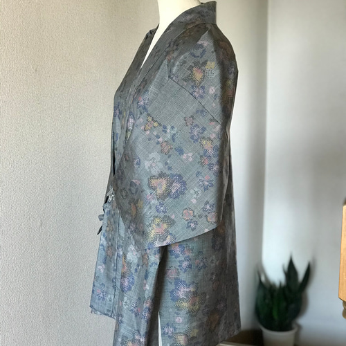 作務衣販売7年記念♡ 大島紬 着物リメイク 作務衣　草花柄　男女兼用柄　上衣　6 作務衣販売7年記念♡ 大島紬 着物リメイク 作務衣 草花柄 男女