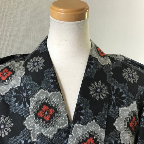 村山大島紬 作務衣 未使用反物 商標付き 大人可愛い 和の簡単上着 着物