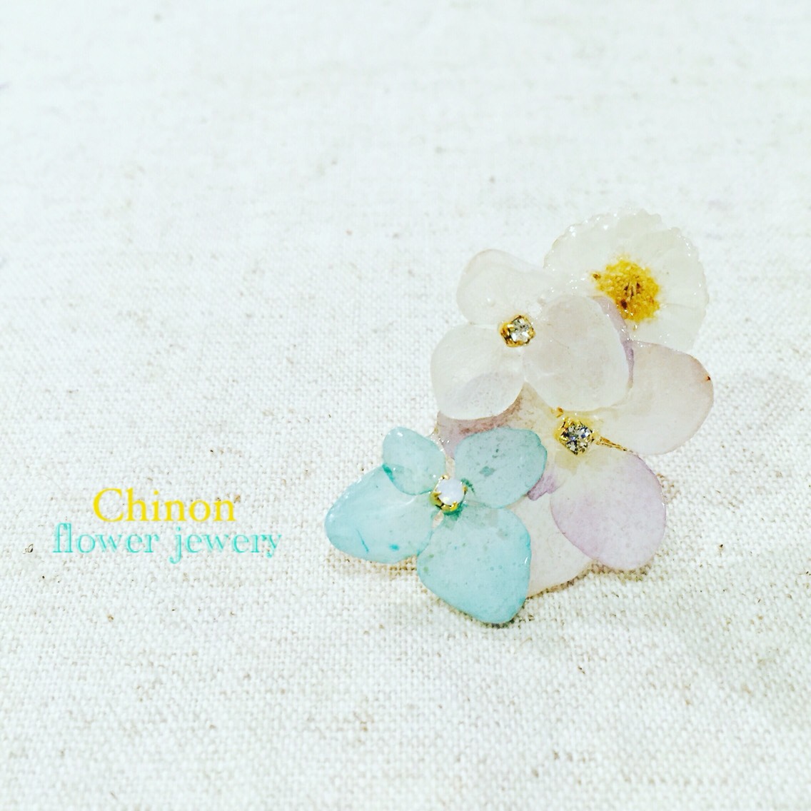 本物のお花のイヤークリップ  ウエディング