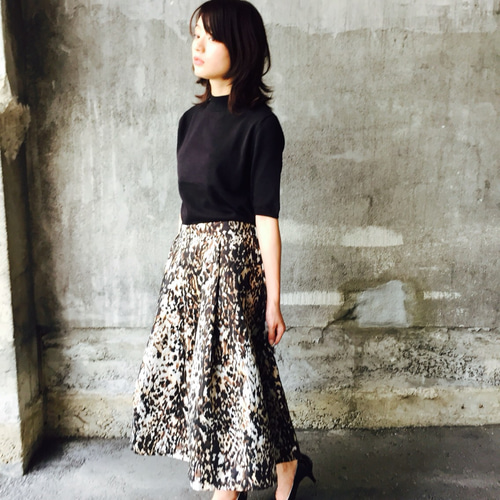 イタリア製の生地で作ったヒョウ柄フレアスカート フレアスカート