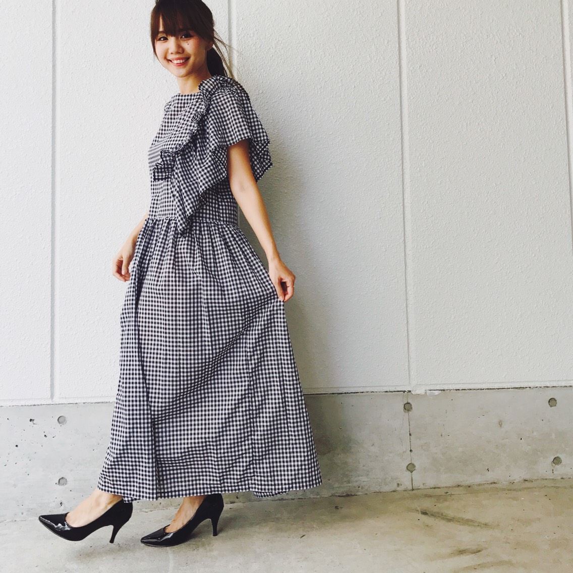 アシンメトリーフリルロングワンピースSALE