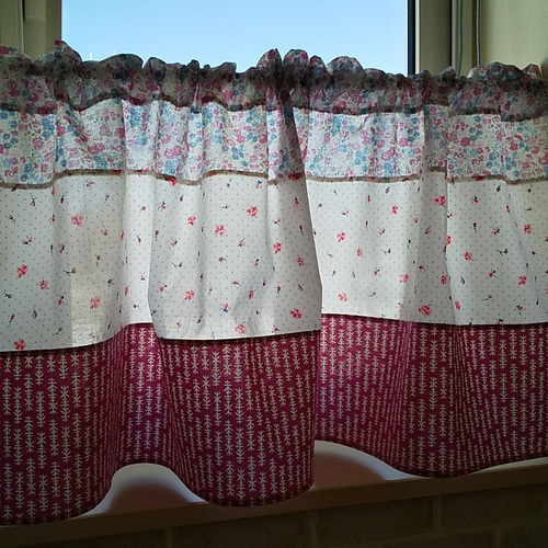 ハンドメイド カフェカーテン＊くすみカラー ピンク花柄 北欧