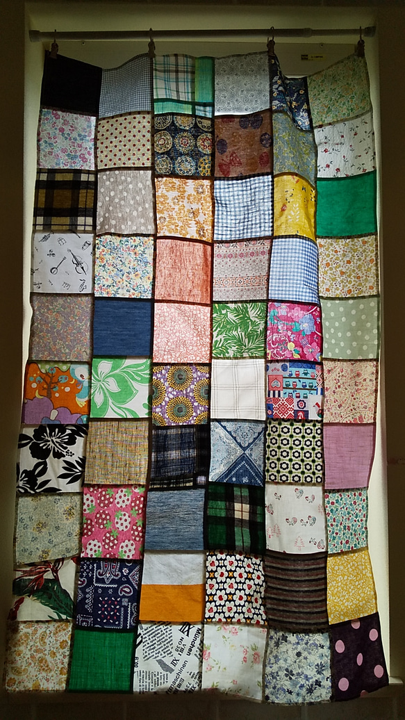 ランダムパッチワークカーテン ハギレミックス カーテン naokano 通販