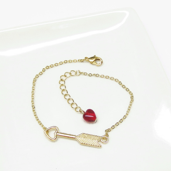 赤いハートを射る矢のブレスレット（arrow & red heart bracelet) 3枚目の画像