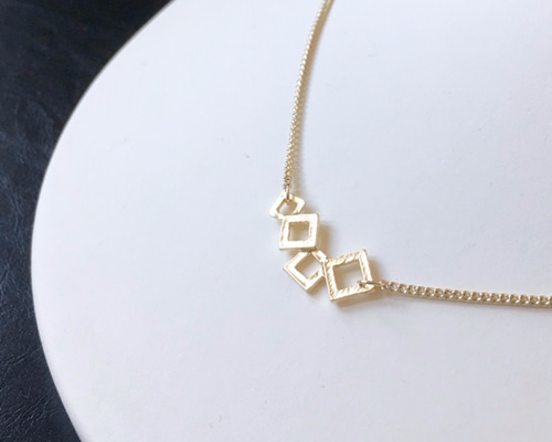 あると ネックレスセット フォーリーブスシェル 4本セット ペアネックレス ステンレス 4SUP094GO&4SUP094BK｜white clover
