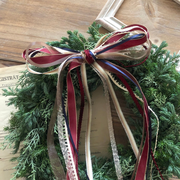 Creema限定  Wreath 【フレッシュグリーンのリース・クリスマスリボン】受注製作となります 1枚目の画像