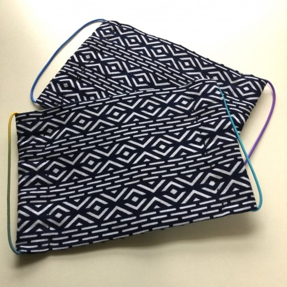 大人用マスク 浴衣生地 染幾何学文様ー耳ゴムカラーアソートカラー 1枚目の画像