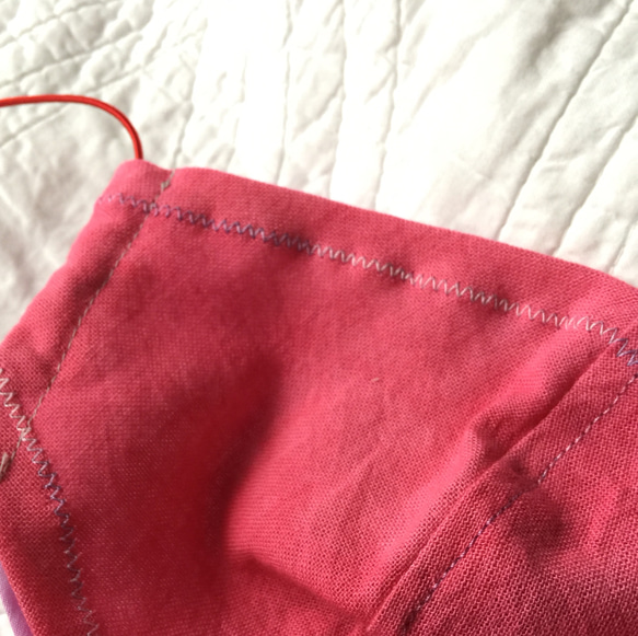 立体マスク「ハルノカゼ no.2」 大人用M　marumocciオリジナル手染めタイダイ・フィルターポケット付 3枚目の画像