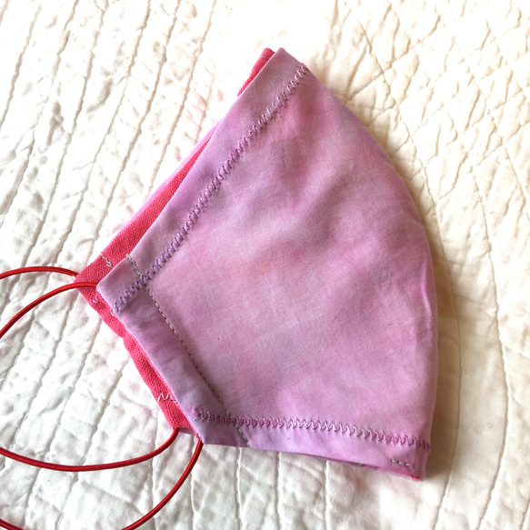 立体マスク「ハルノカゼ no.2」 大人用M　marumocciオリジナル手染めタイダイ・フィルターポケット付 4枚目の画像