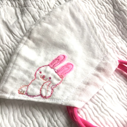 立体マスク「ウサギマモリ」大人用M　コットンフィルターポケット付 4枚目の画像