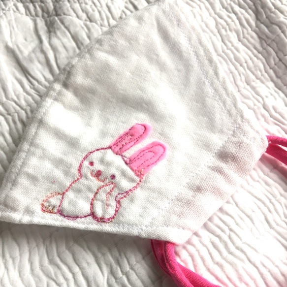 立体マスク「ウサギマモリ」大人用M　コットンフィルターポケット付 4枚目の画像