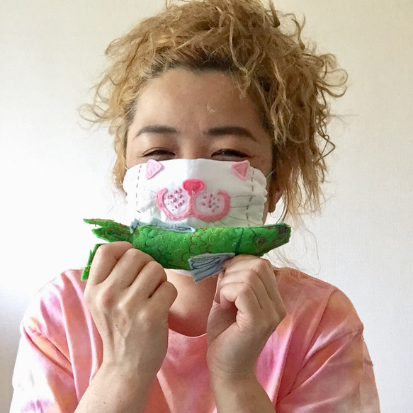 大人用ファッションマスク「晴れ時々猫になります」ネコマズルマスク 晒素材 7枚目の画像