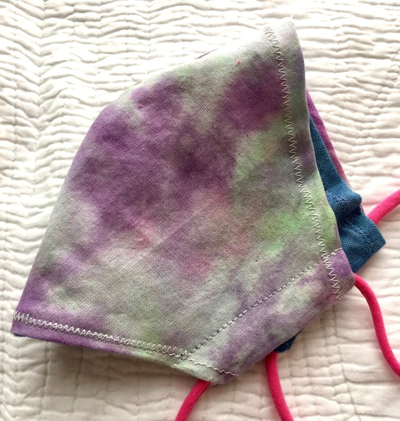 「Terra」 立体マスク 大人用M　marumocciオリジナル手染めタイダイ・フィルターポケット付 1枚目の画像