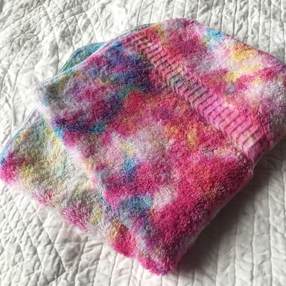 タイダイ染・ふんわり厚手ハンドタオル「happy」 1枚目の画像