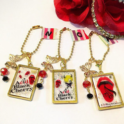 Acid Black Cherry キーホルダーの通販 by Yu-ki's shop｜ラクマ