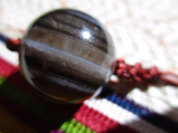 産地特定：チベット産天眼石18mm珠　お紐仕立てストラップ 3枚目の画像